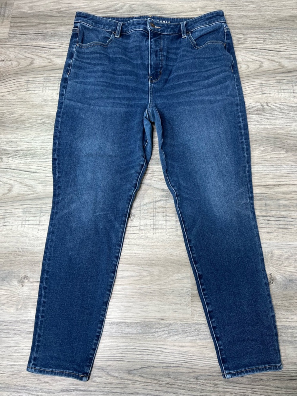 American Eagle The Dream Jean Super Hi Rise Jegging size 16 SHORT